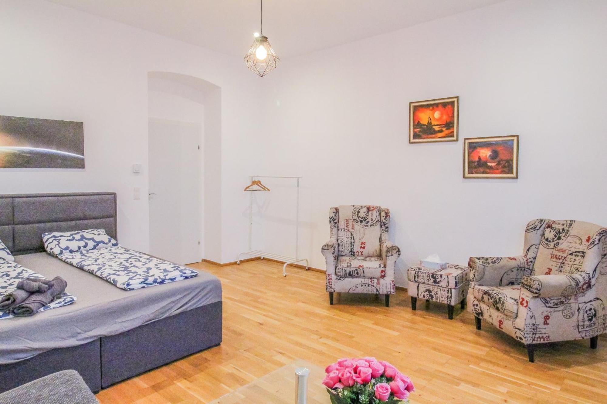 Deluxe Apartment 5P Mm Vienna Exterior photo